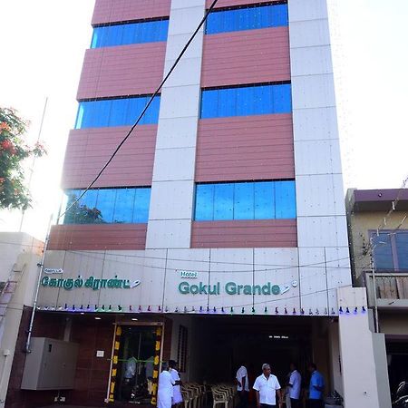 Hotel Gokulgrande Erode Bagian luar foto