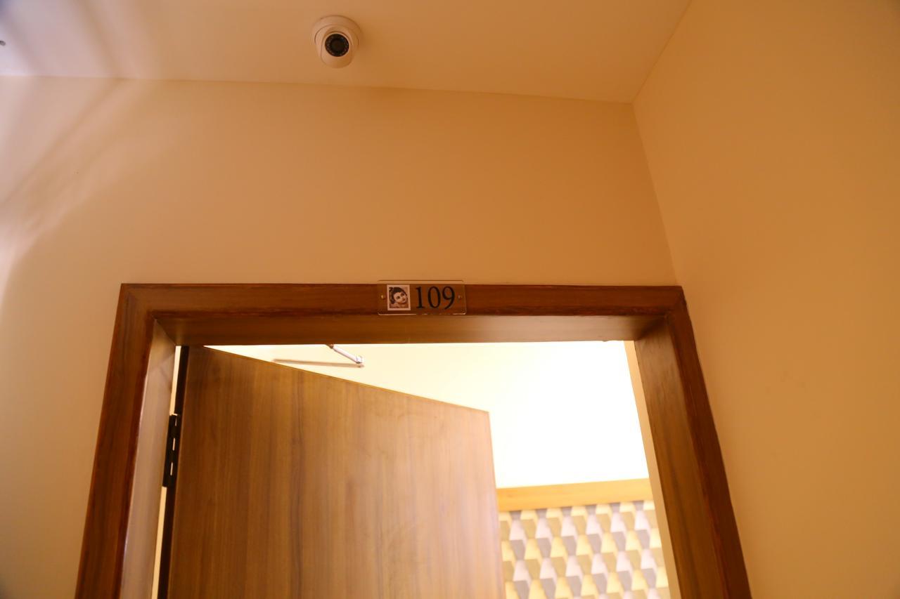 Hotel Gokulgrande Erode Bagian luar foto